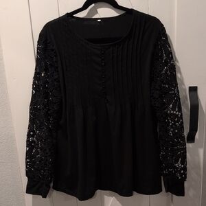 Elegant Black Dressy Tunic Blouse with Lace Sleeves and Pleated Front, XXL
